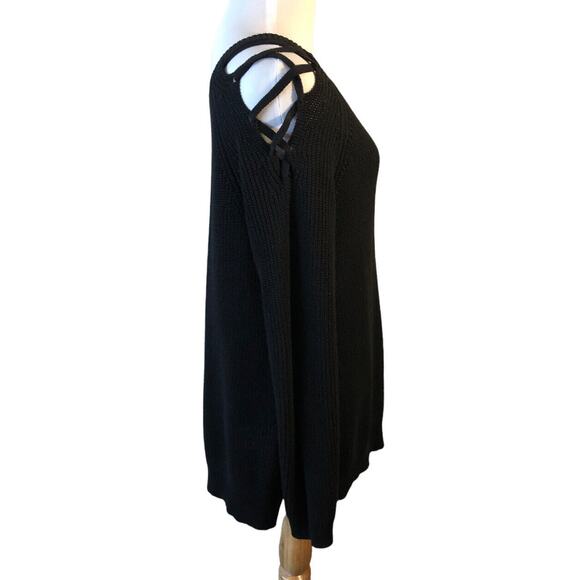 Guess‎ Womens Sz XL Black Lace Up Sleeve Women's Sweater - Picture 2 of 9